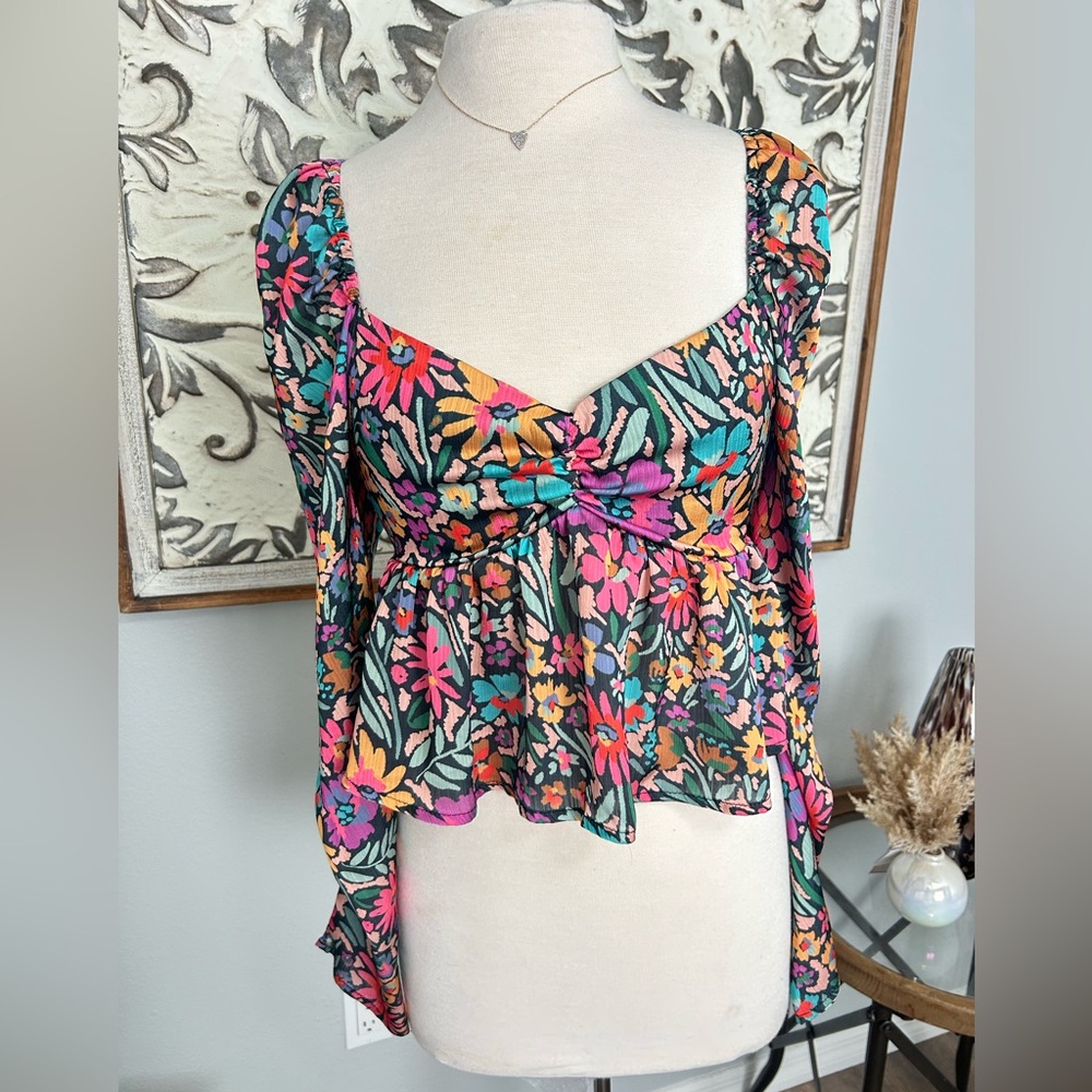 Gorgeous Bright Floral Long Sleeve Blouse with Ruffled Peplum Style